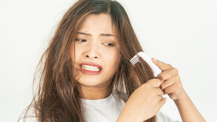Lifestyle Habits That Can Worsen Oily Scalp and Dry Hair: What to Avoid?